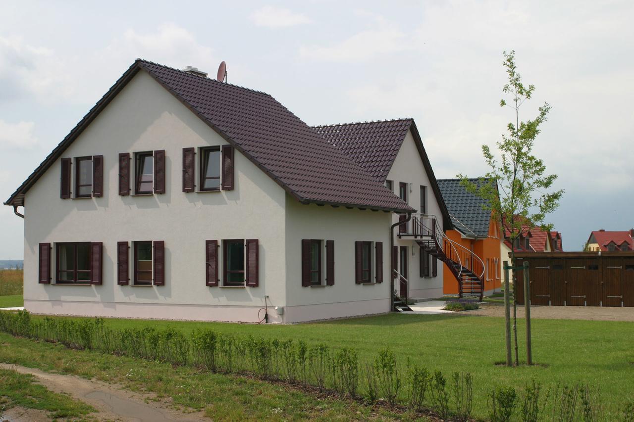 Ferienwohnungen "Am Storchennest" Göhren-Lebbin Esterno foto